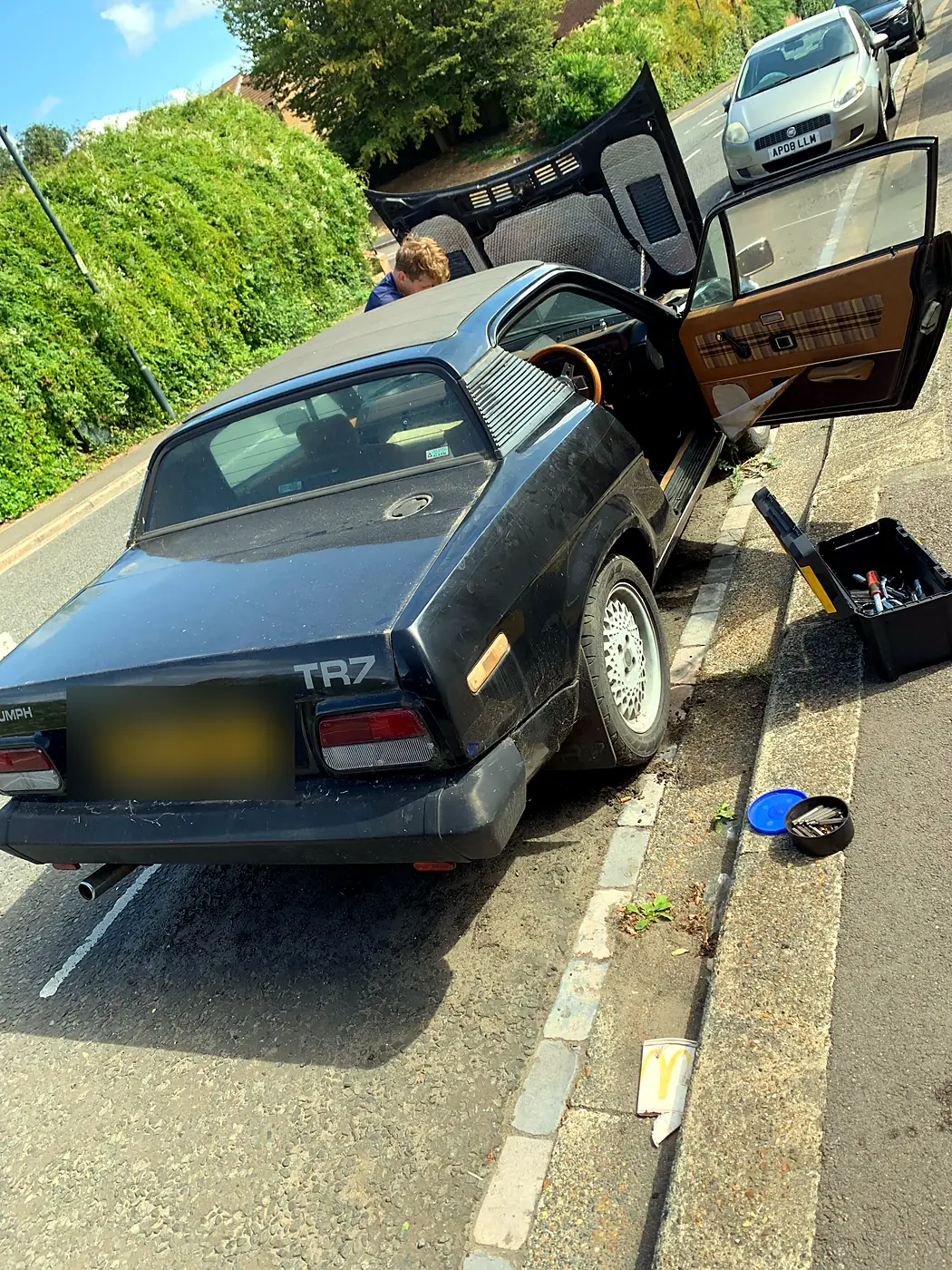 Mobile mechanic at work near Rainham